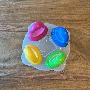 Nuby Garden Fresh Fruitsicle Frozen Pop Tray With 4 Multicolored Handles